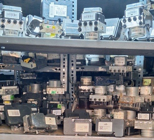 تعمیرگاه ترمز ای بی اس عباس آباد